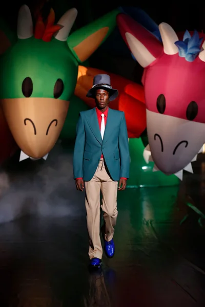 Look 68